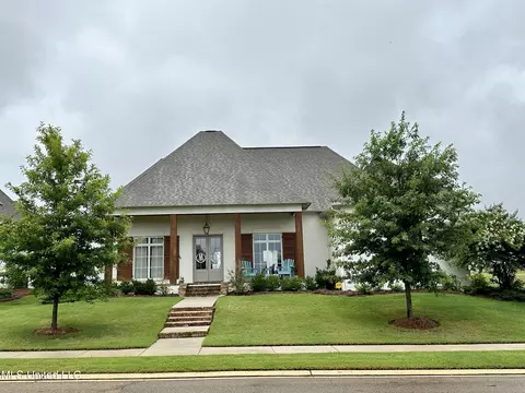 338 Lake Village Dr, Madison, MS 39110