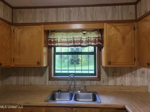 768 Pine St, Coldwater, MS 38618 photo 7