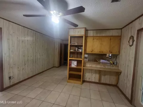 768 Pine St, Coldwater, MS 38618 photo 5