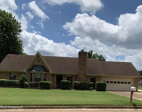 7019 Bluegrass Rd, Olive Branch, MS 38654
