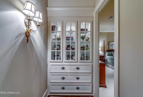 Entry Way - 144 Chapel Ln, Madison, MS 39110 photo 4 of 5