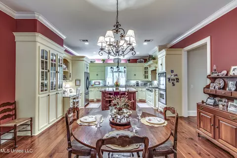 Dining - 144 Chapel Ln, Madison, MS 39110 photo 4 of 4