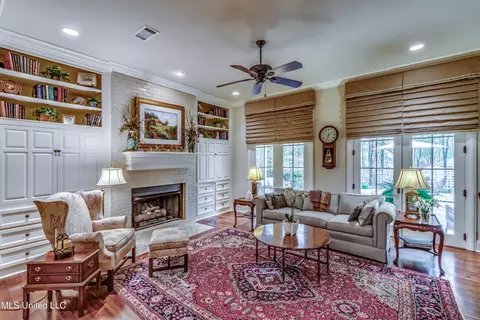 Living - 144 Chapel Ln, Madison, MS 39110 photo 1 of 7
