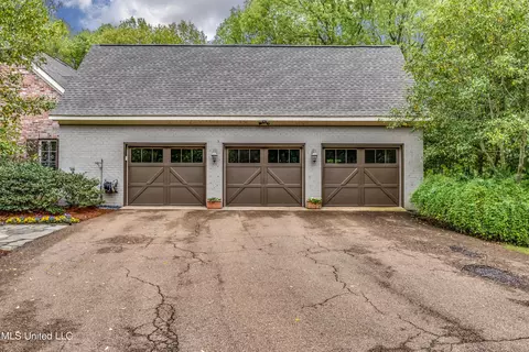 Exterior - 144 Chapel Ln, Madison, MS 39110 photo 5 of 16