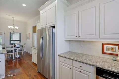 242 Falls Xing, Madison, MS 39110 photo 18