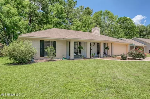 118 Cypress Dr, Madison, MS 39110 photo 2