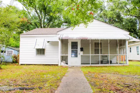 2712 Kelly Ave, Gulfport, MS 39501