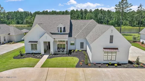 226 Westlake Cir, Madison, MS 39110