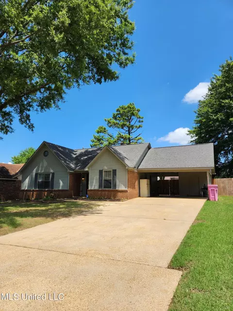 7136 Cedardale Rd, Olive Branch, MS 38654