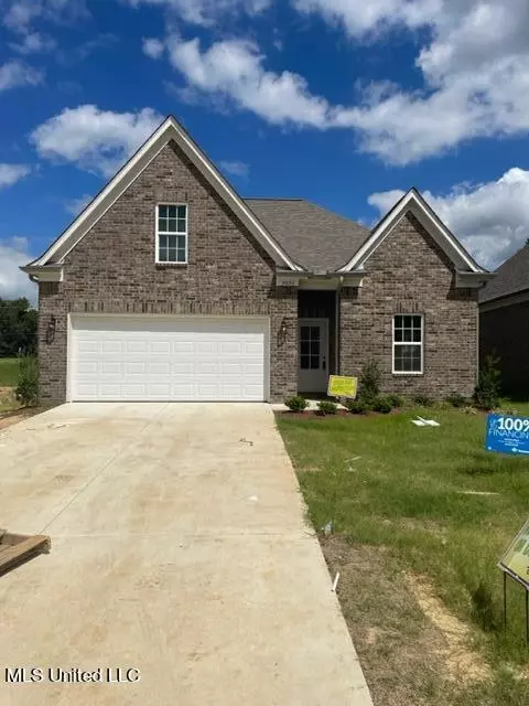 5856 Thomas St, Horn Lake, MS 38637