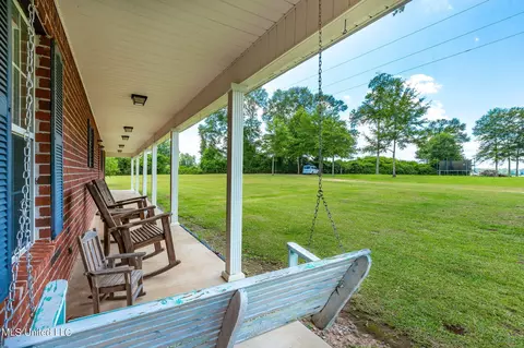240 Henry Eubanks Rd, Lucedale, MS 39452 photo 3