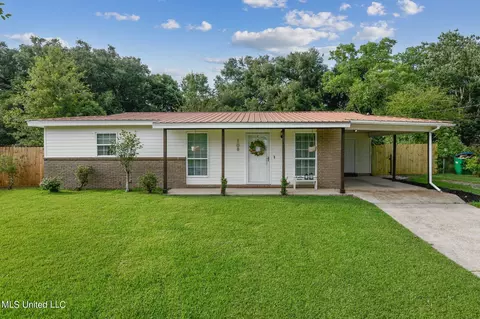 108 Darby St, Gulfport, MS 39503