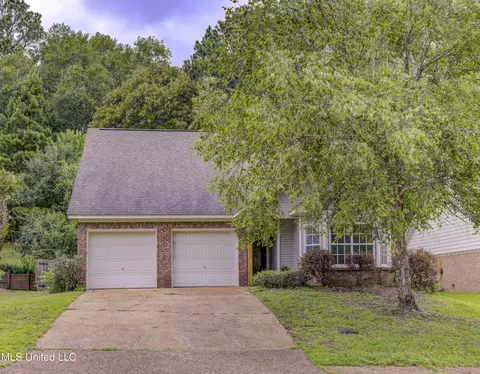 119 Huntington Hill Drive Dr, Clinton, MS 39056