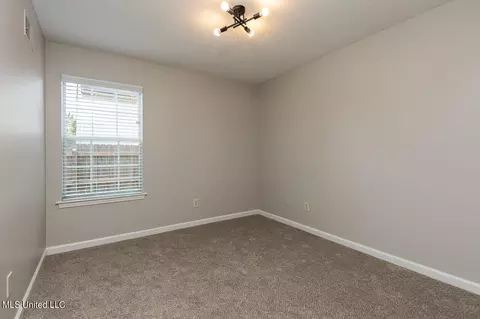 560 Riley St, Hernando, MS 38632 photo 11
