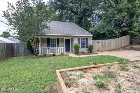 560 Riley St, Hernando, MS 38632 photo 4