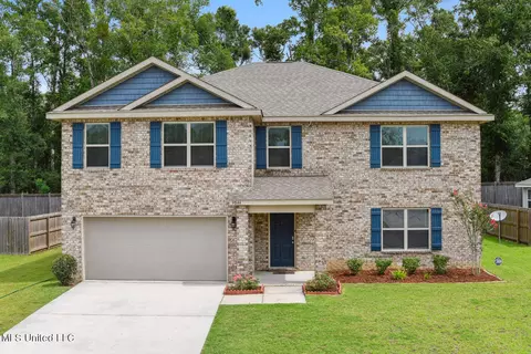 9044 Bellewood Pl, Biloxi, MS 39532