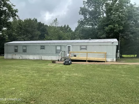 10315 N Cockrum Dr, Hernando, MS 38632