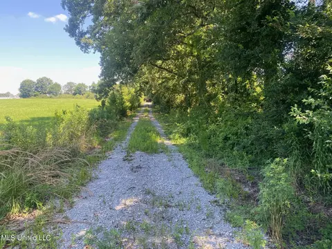 00000 E Hwy 16, Carthage, MS 39051