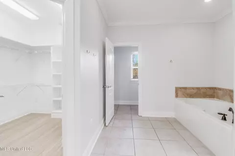 Entry Way - 975 Old Town Rd, Long Beach, MS 39560 photo 2 of 2