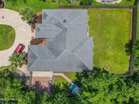 Exterior - 975 Old Town Rd, Long Beach, MS 39560 photo 2 of 3