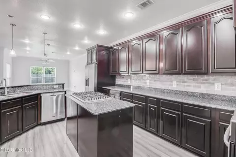 Kitchen - 975 Old Town Rd, Long Beach, MS 39560 photo 1 of 2