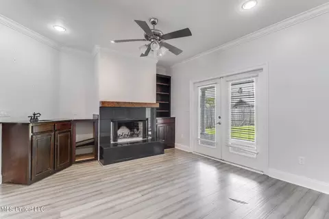 Living - 975 Old Town Rd, Long Beach, MS 39560 photo 1 of 1