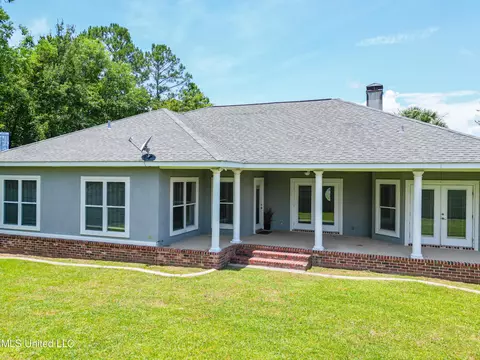Exterior - 975 Old Town Rd, Long Beach, MS 39560 photo 3 of 3