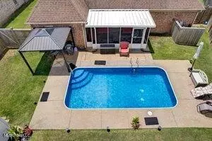 10660 Lexington Dr, Olive Branch, MS 38654