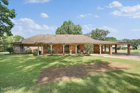 860 Mccluer Rd, Jackson, MS 39212 photo 5