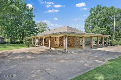 860 Mccluer Rd, Jackson, MS 39212 photo 3