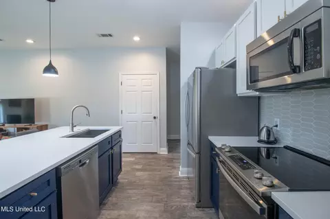 149 Ocean Wave Ave, Long Beach, MS 39560 photo 7