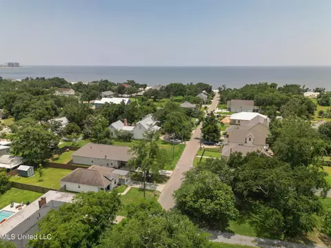 149 Ocean Wave Ave, Long Beach, MS 39560 photo 23