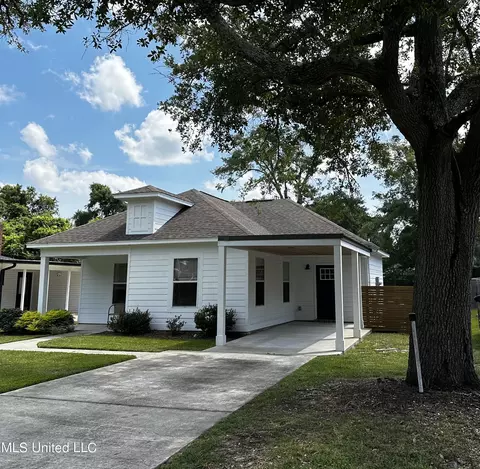 149 Ocean Wave Ave, Long Beach, MS 39560