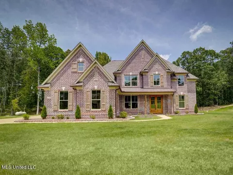 115 Fairview Trails Trl, Byhalia, MS 38611