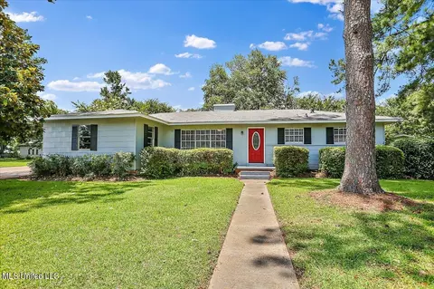 3202 Virginia St, Pearl, MS 39208