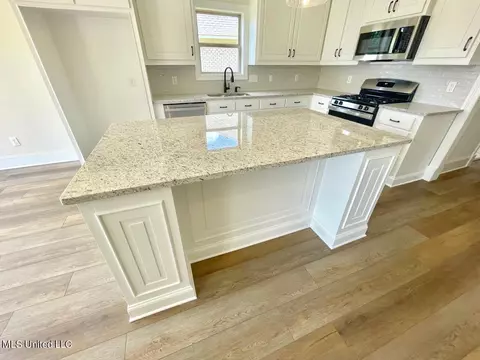 308 Willow Way, Canton, MS 39046 photo 9