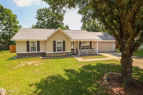 7212 Cypress Cir, Ocean Springs, MS 39564