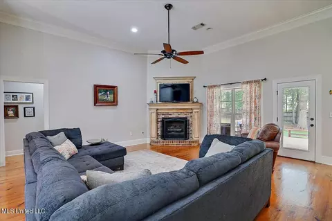 1009 Eastview Cv, Brandon, MS 39042 photo 9