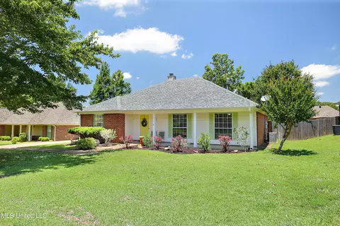 243 Glenwood Drive Dr, Madison, MS 39110