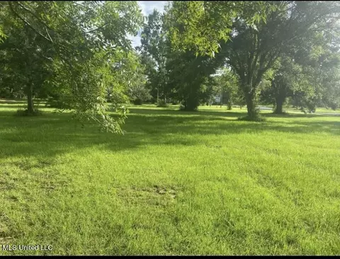 Nhn Fountainbleau Road, Ocean Springs, MS 39564