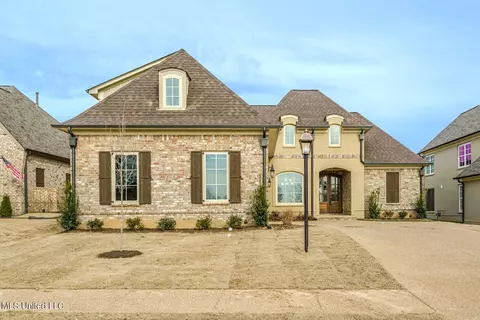 4296 S Bolivar Trl, Olive Branch, MS 38654