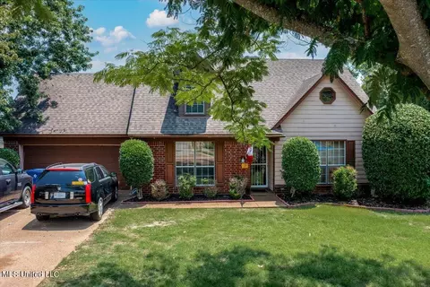 6422 Manchester St, Horn Lake, MS 38637