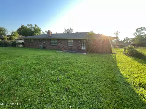 2056 Monaco St, Jackson, MS 39204 photo 10