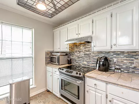 820 Bullrun Cir, Jackson, MS 39272 photo 15