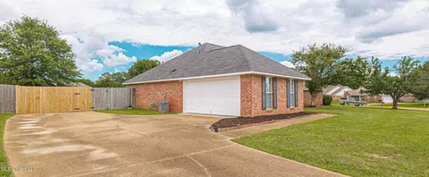 820 Bullrun Cir, Jackson, MS 39272 photo 3