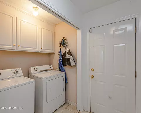 820 Bullrun Cir, Jackson, MS 39272 photo 17