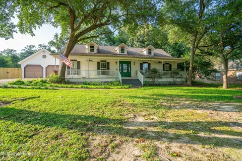 88388 E Diamondhead Dr, Diamondhead, MS 39525 photo 5