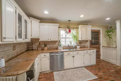 88388 E Diamondhead Dr, Diamondhead, MS 39525 photo 33