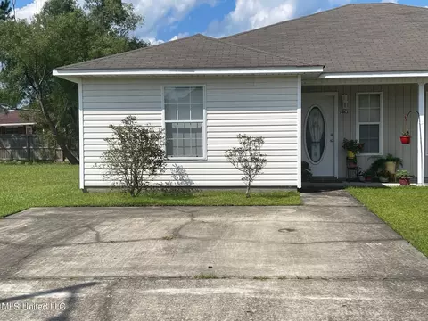 5463 Quail Creek Cir, Biloxi, MS 39532