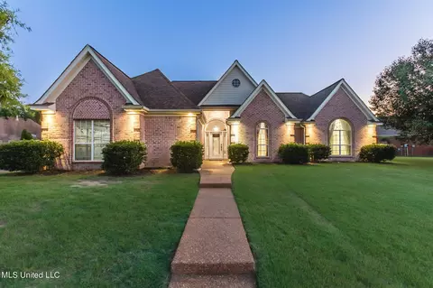 55 Forked Creek Pkwy, Hernando, MS 38632 photo 1
